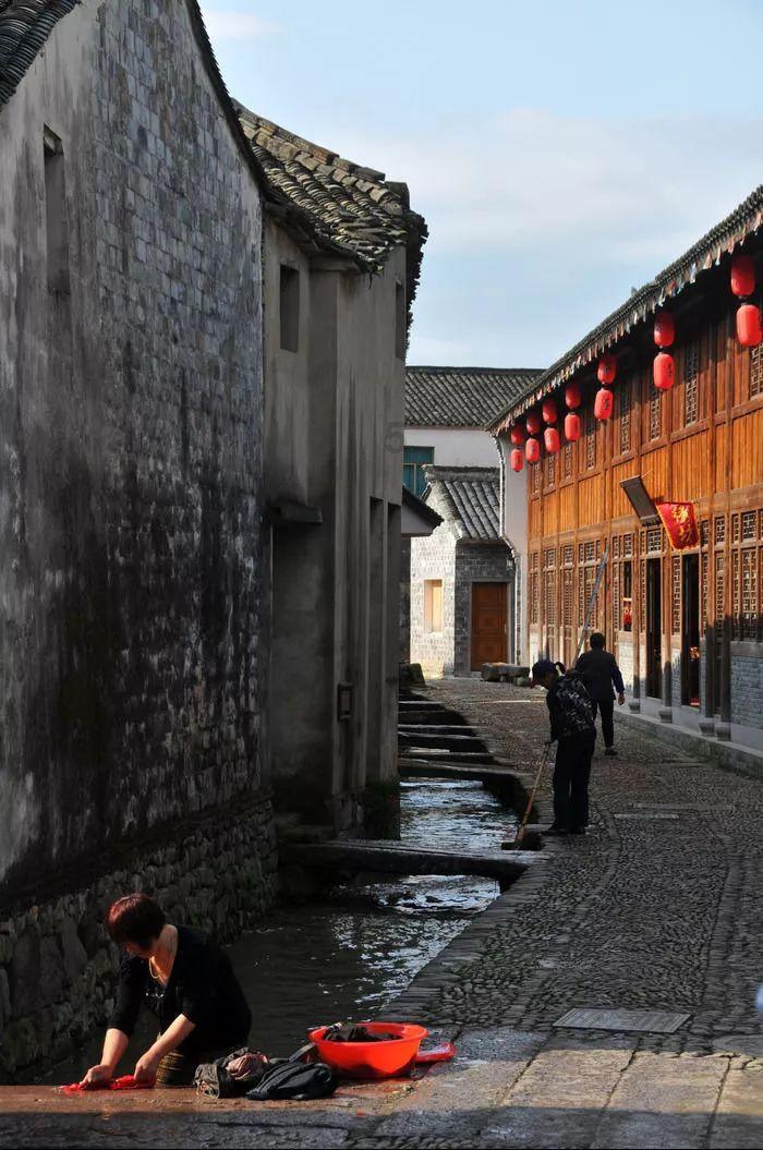 尽在老婆要离婚,离家出走了,我知道地方,该不该去找?,您的专业问答交流平台